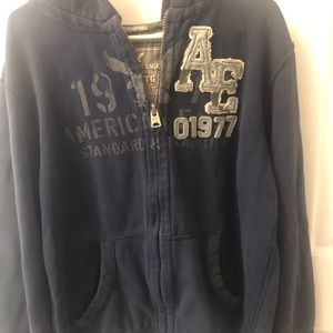 American eagle zip up